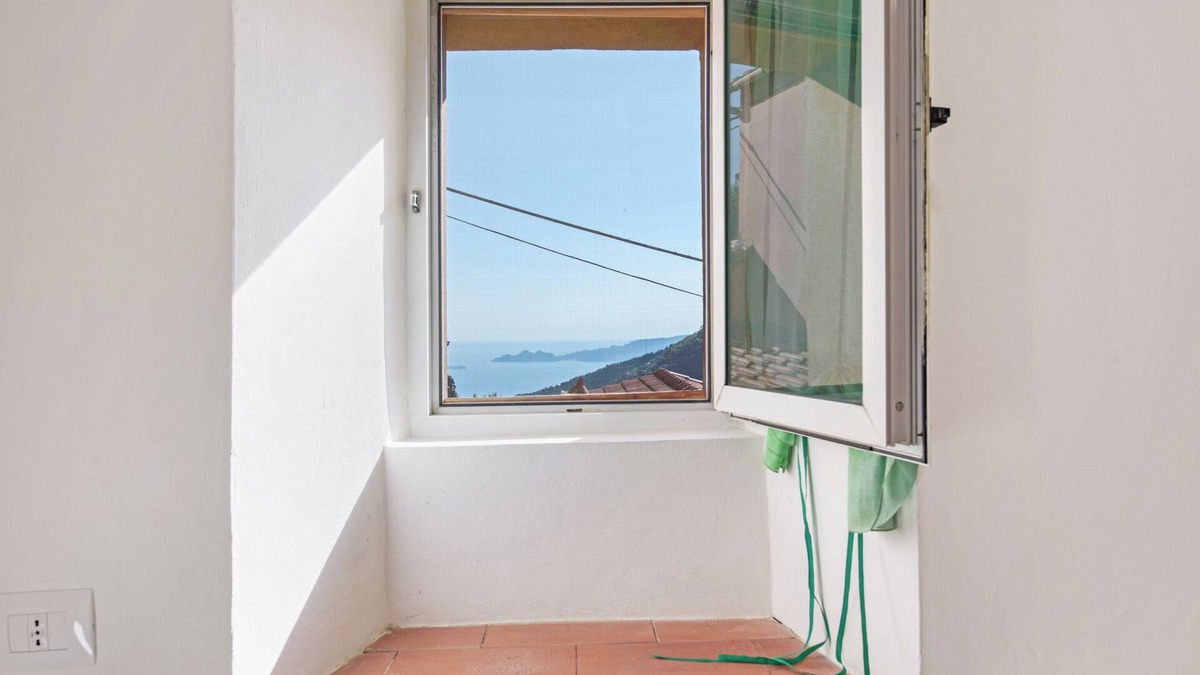 Semorile Apartment | Holiday Home 'Tavernetta in Campagna' with Sea View & Garden