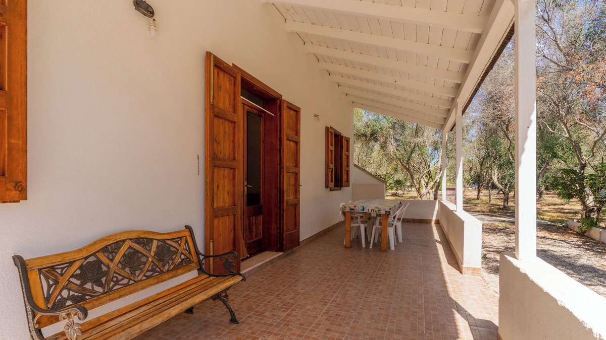 Presicce House | Holiday Home "Tenuta La Saracina - Villino 5" with Sea View, Balcony & Wi-Fi