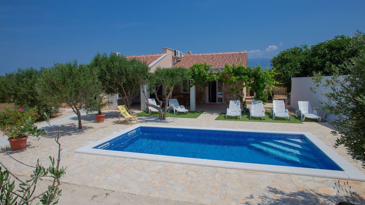 Potocnica House | Holiday home Tina with private pool