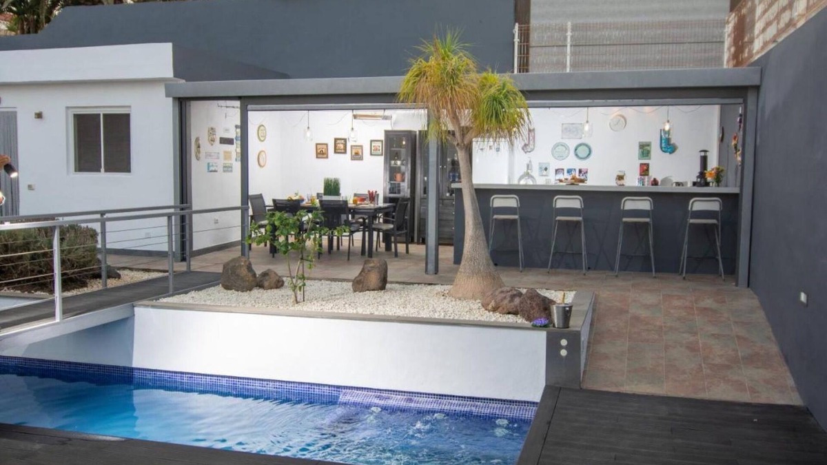 Candelaria House | Holiday Home 'Villa Candelaria Serendipia Del Sur' with Private Pool