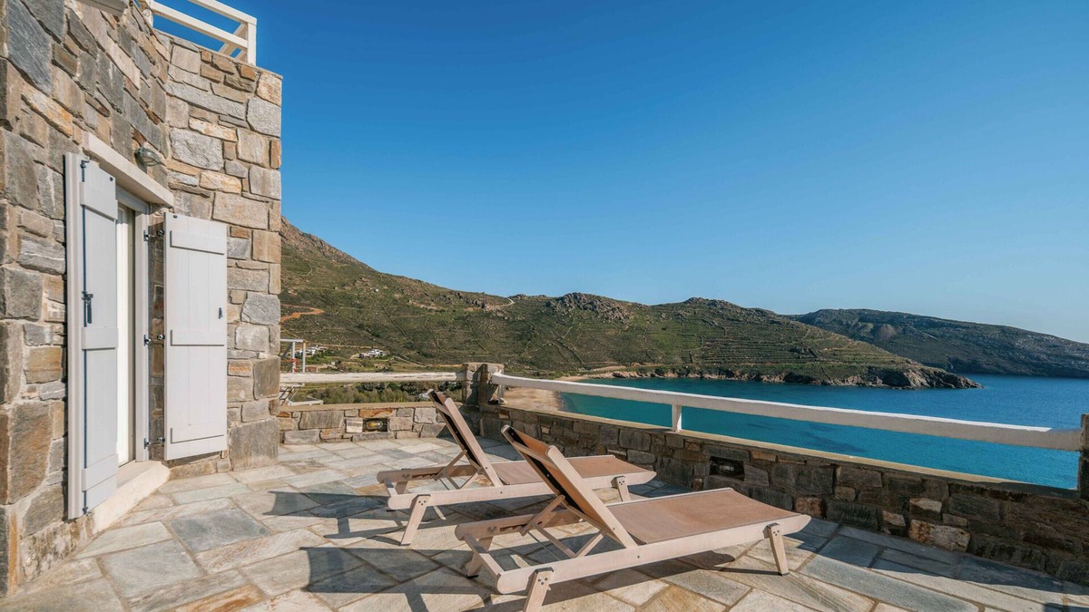 Ganema House | Holiday Home 'Villa Ganema 2' with Private Pool, Wi-Fi and Air Conditioning