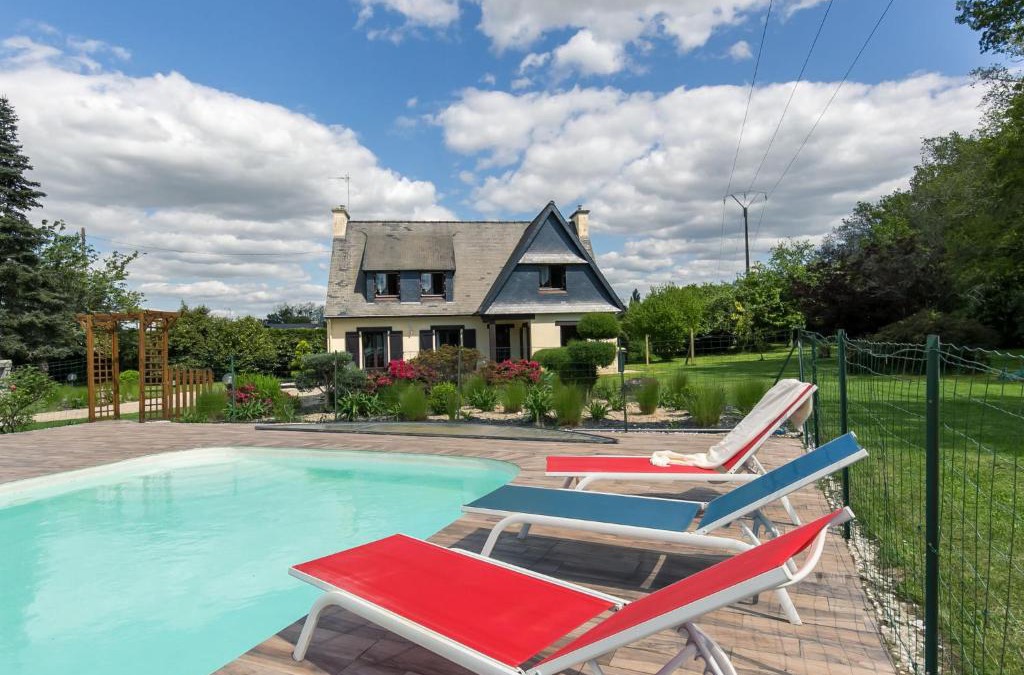 Tregunc House | Holiday Home Villa Rocuet by Interhome
