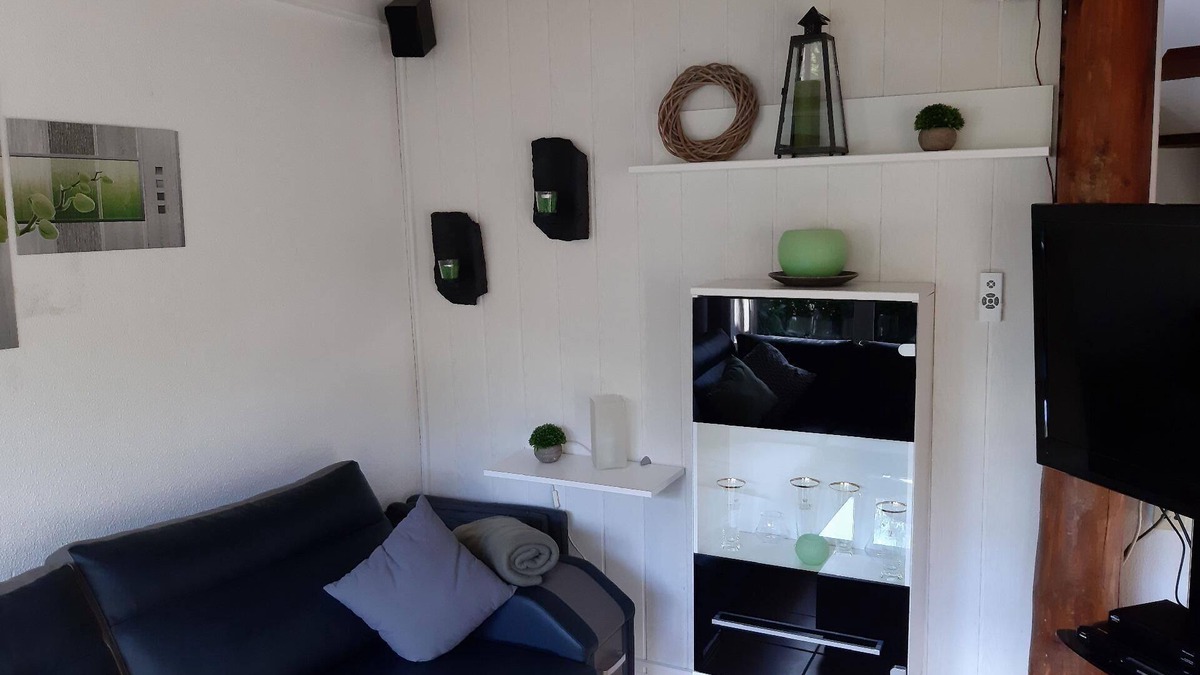 Feriendorf Silbersee House | Holiday home with hot tub