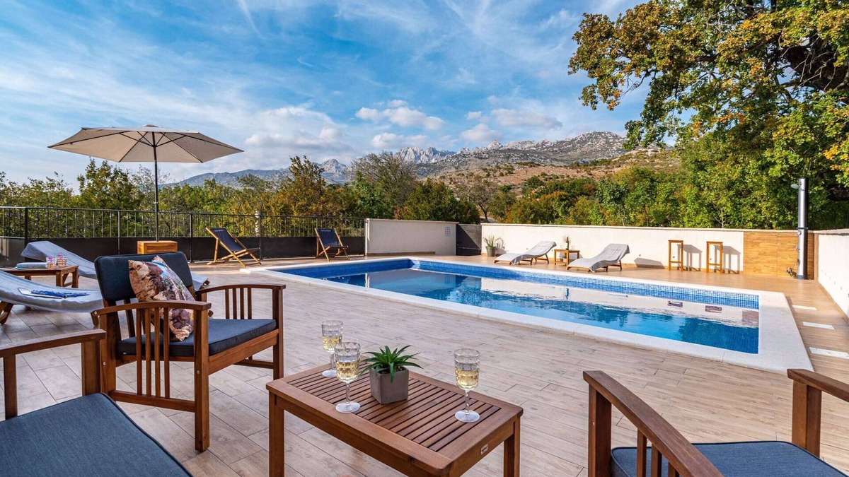 Zaton Obrovacki House | Holiday Home Zaton With Pool Near River Canyon