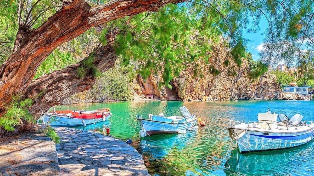 Vathi House | Holiday house Agios Nikolaos for 1 - 10 persons with 3 bedrooms - Holiday home