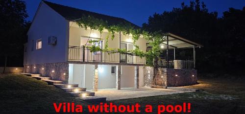 Ervenik Villa | Holiday House Aurora Borealis