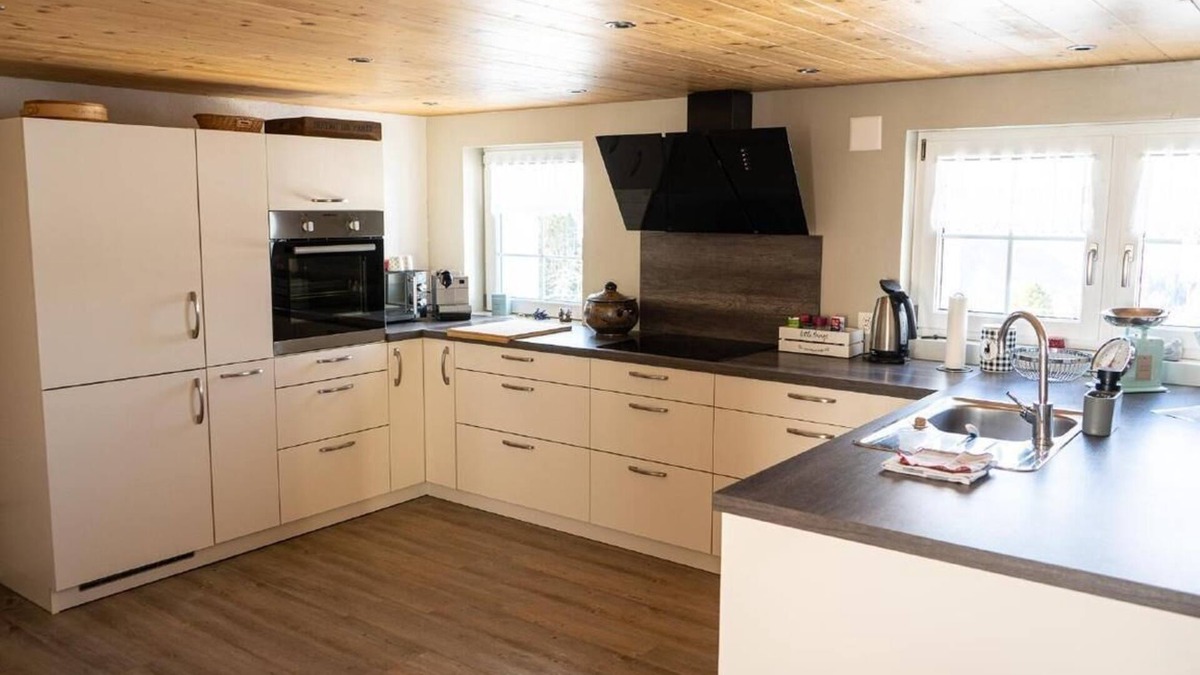 Hemberg Cottage | Holiday house Bächli for 4 - 8 persons with 4 bedrooms - Farmhouse