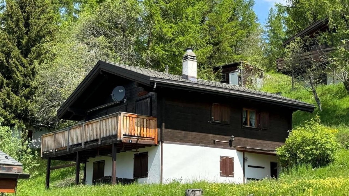 Bellwald House | Holiday house Bellwald for 1 - 8 persons with 3 bedrooms - Holiday home