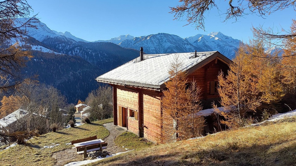 Bellwald Ski Chalet | Holiday house Bellwald for 1 - 8 persons with 3 bedrooms - Detached holiday house