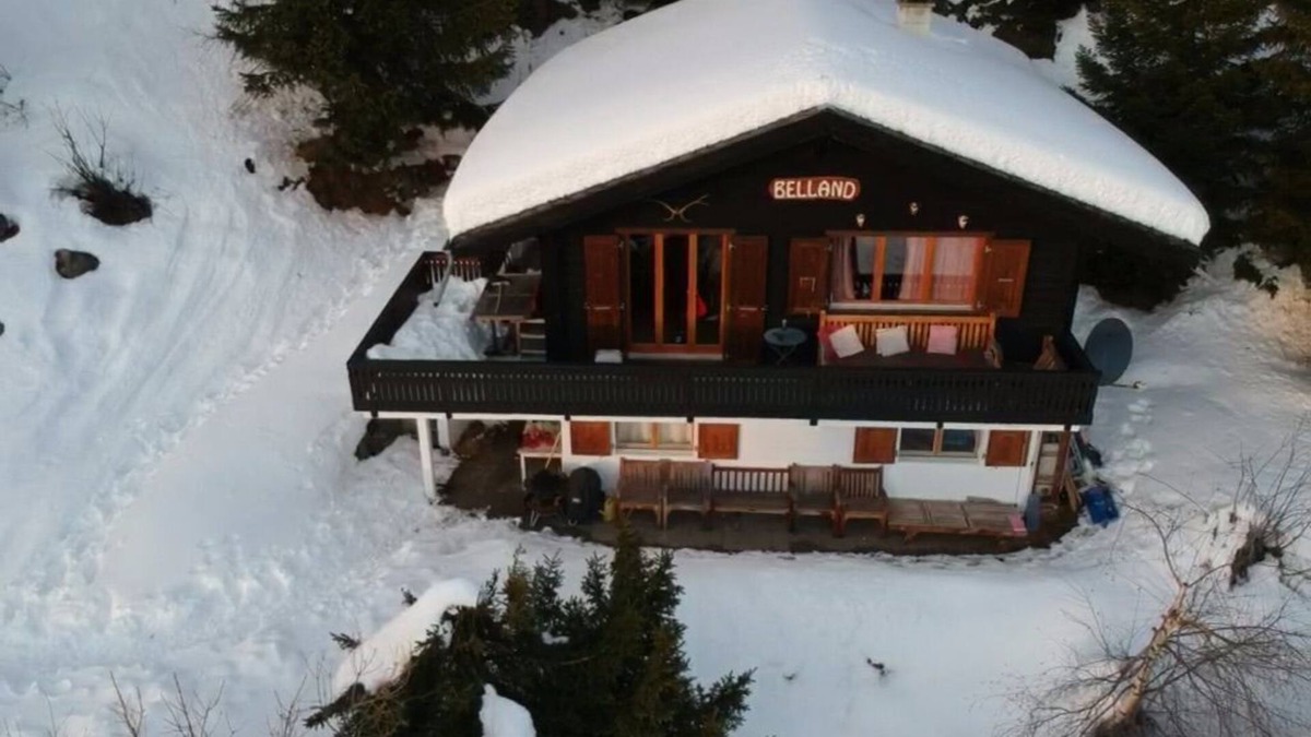 Bellwald Ski Chalet | Holiday house Bellwald for 1 - 8 persons with 3 bedrooms - Detached holiday house
