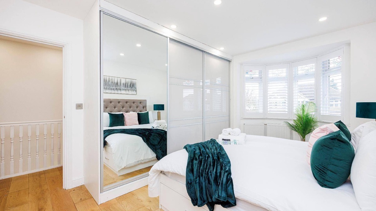 Blendon and Penhill House | Holiday house Bexley for 1 - 8 persons with 4 bedrooms - Twin house