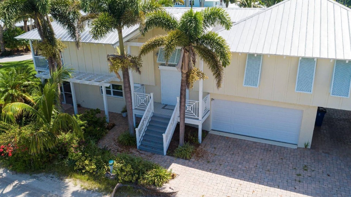 Bokeelia House | Holiday house Bokeelia for 1 - 8 persons with 3 bedrooms - Holiday house