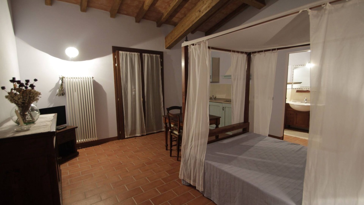 Bondeno Apartment | Holiday house by the river Po and surrounded by green in Emiliana