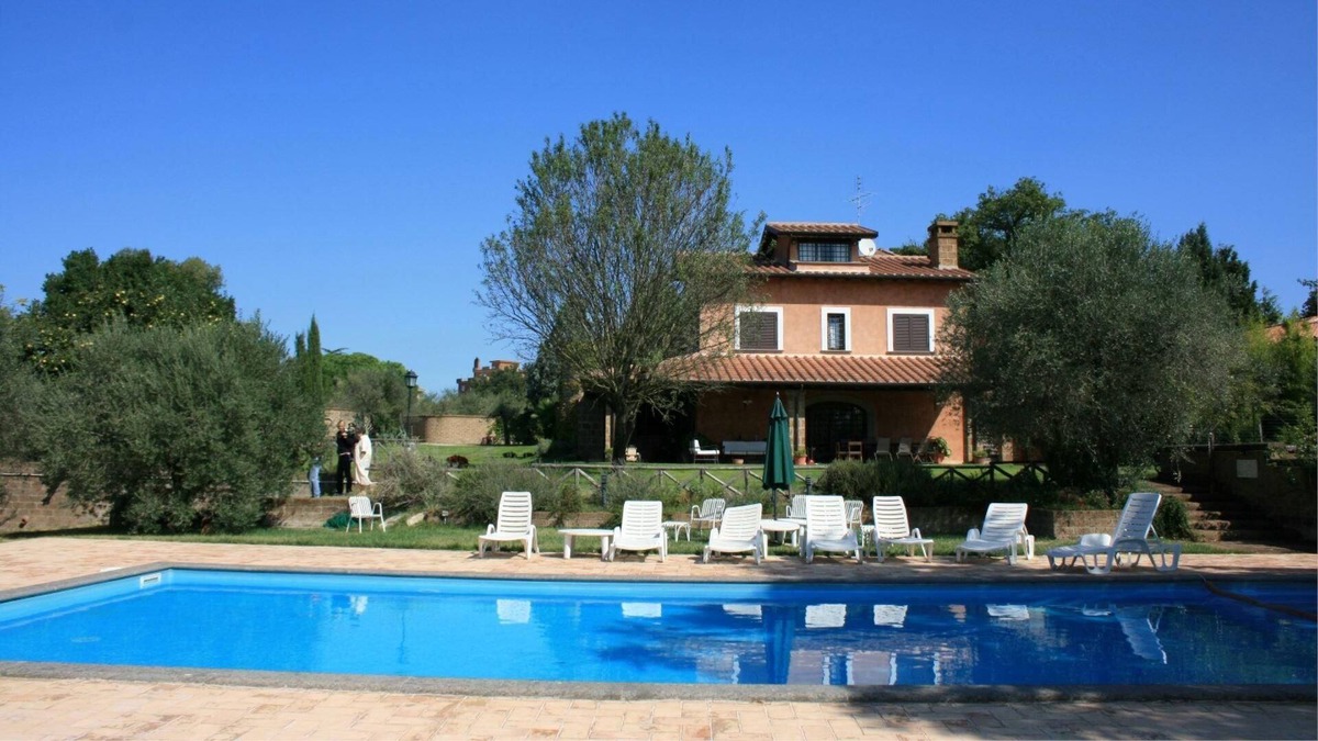Corchiano House | Holiday house Corchiano for 1 - 12 persons with 5 bedrooms - Holiday home