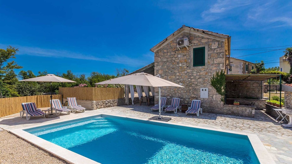 Rasopasno House | Holiday house EDEN with private pool