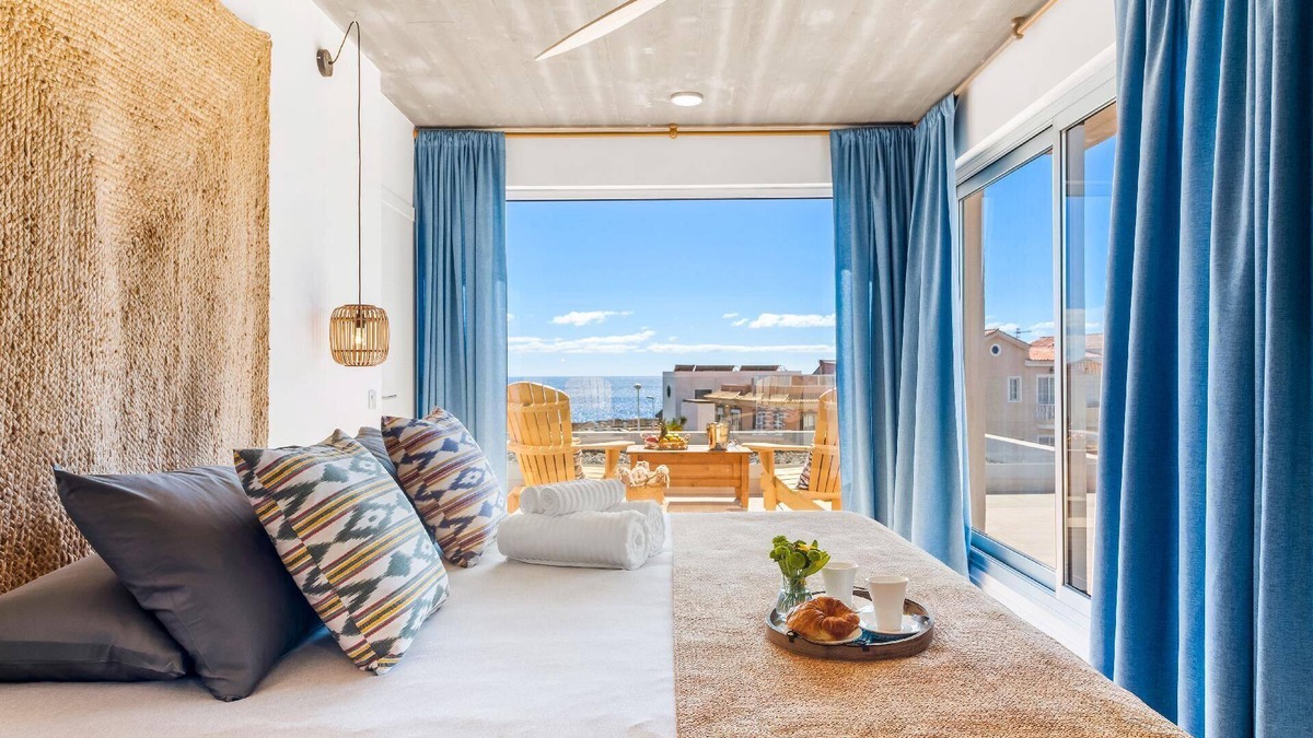 Arenas del Mar House | Holiday house El Medano for 1 - 8 persons with 3 bedrooms - Holiday house