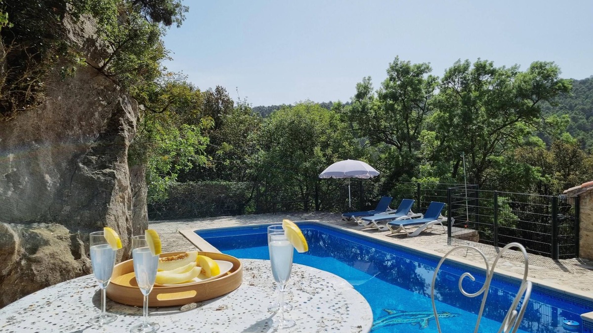Beaufort House | Holiday house for 8 guests with a private pool