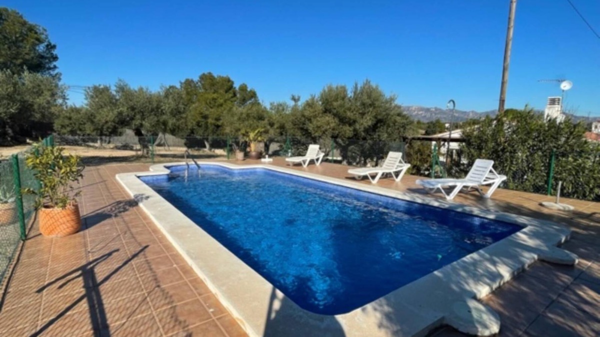 L'Ametlla de Mar House | Holiday house L'Ametlla de Mar for 1 - 8 persons with 3 bedrooms - Holiday home