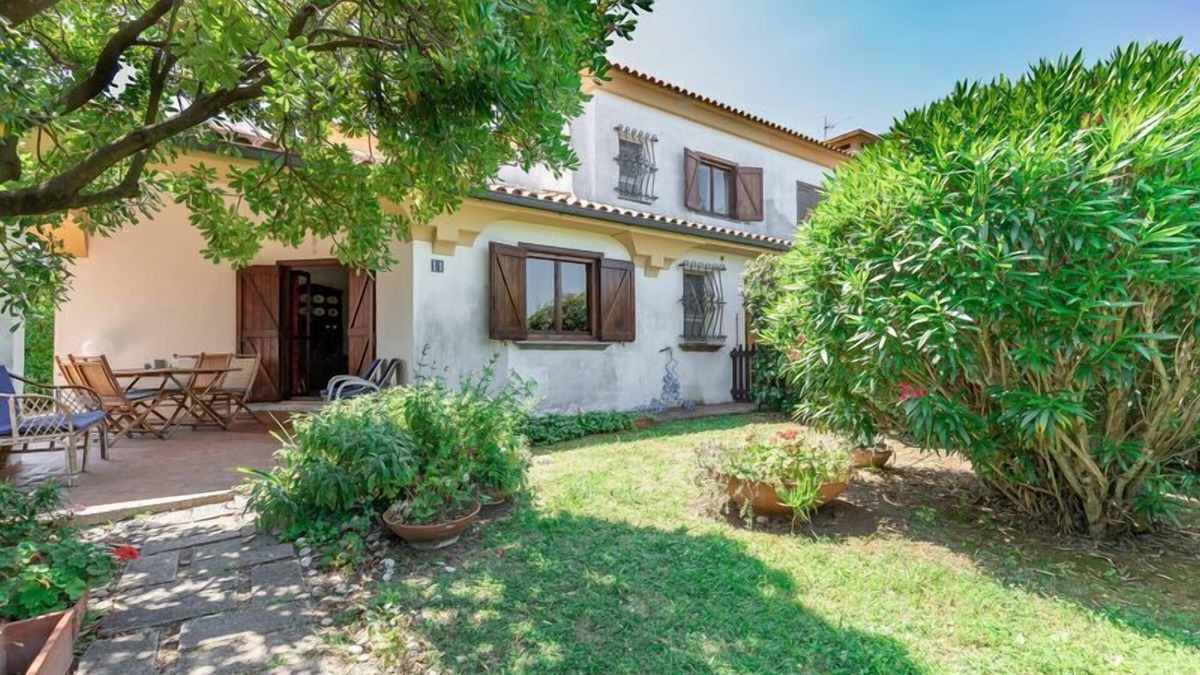 Porto Recanati House | Holiday house Porto Recanati for 1 - 8 persons with 4 bedrooms - Holiday home