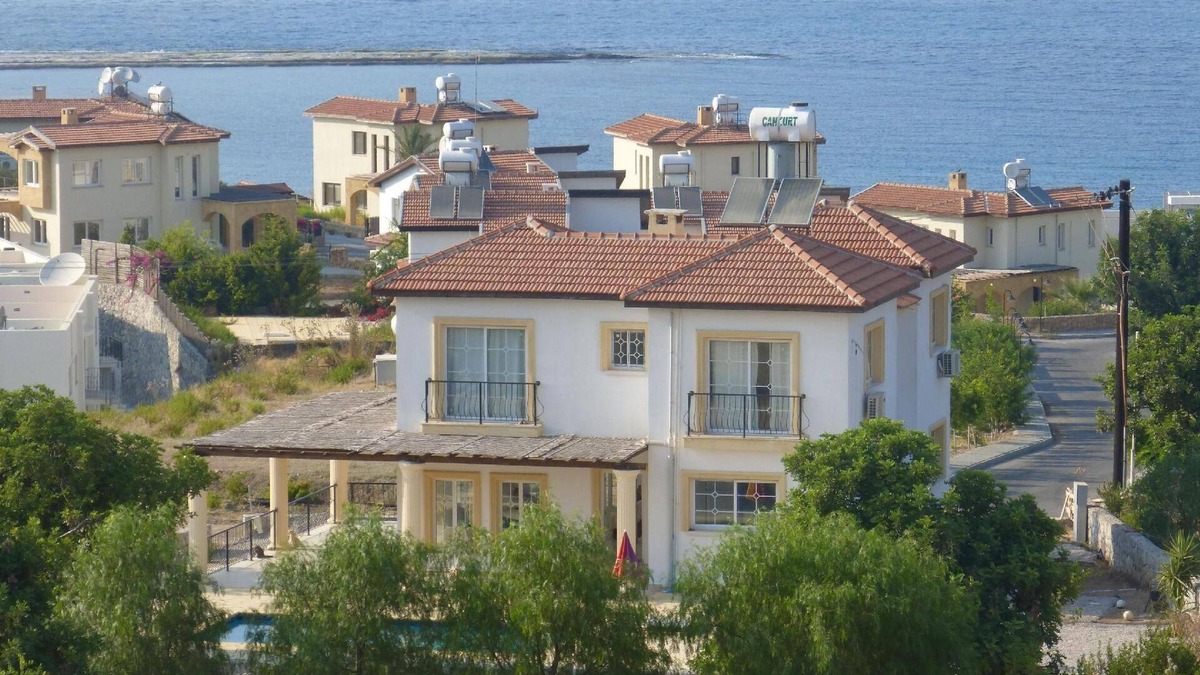 Bahceli House | Holiday house Tirmen for 1 - 8 persons with 4 bedrooms - Holiday house