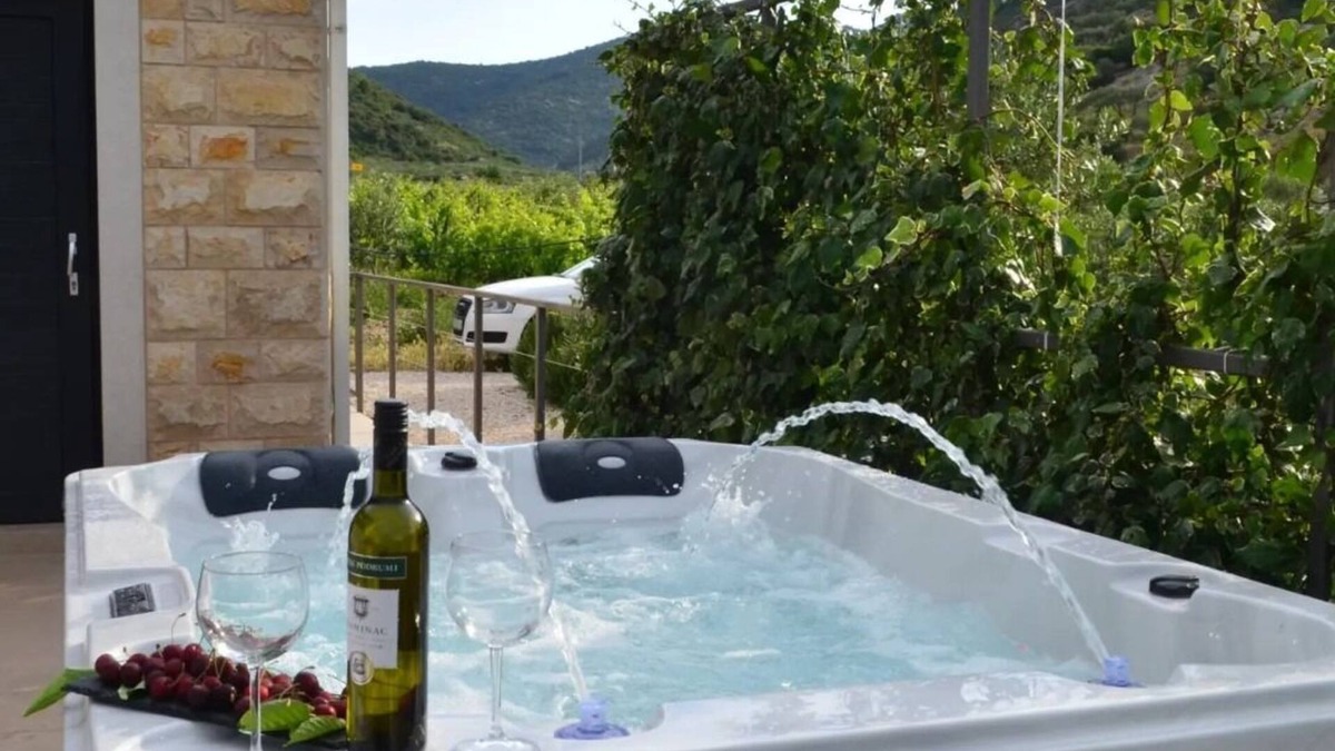 Dol House | Holiday house Toni - modern: - Dol (Brac), Island Brac, Croatia