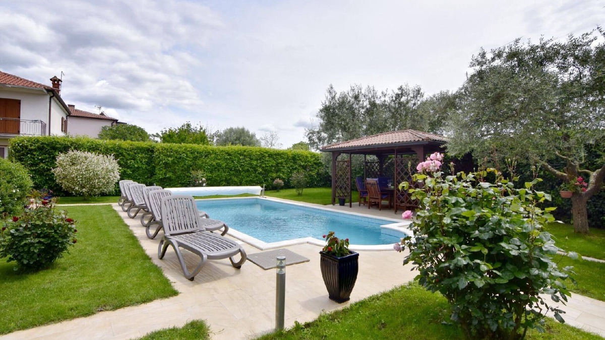 Finida House | Holiday house Umag for 1 - 8 persons with 3 bedrooms - Holiday home