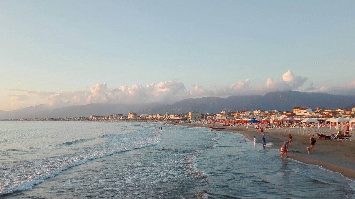 Ex Campo d'Aviazione House | Holiday house Viareggio for 1 - 4 persons with 2 bedrooms - Holiday home