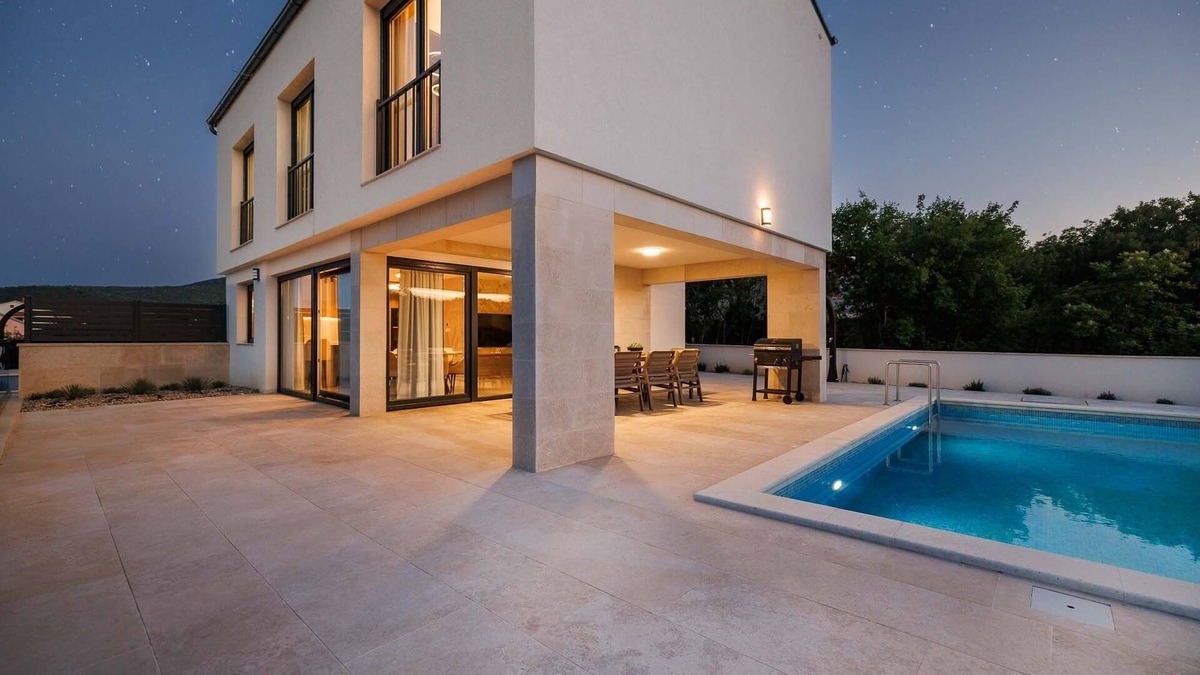 Vrbnik House | Holiday house with a swimming pool Vrbnik, Krk (K-24526)