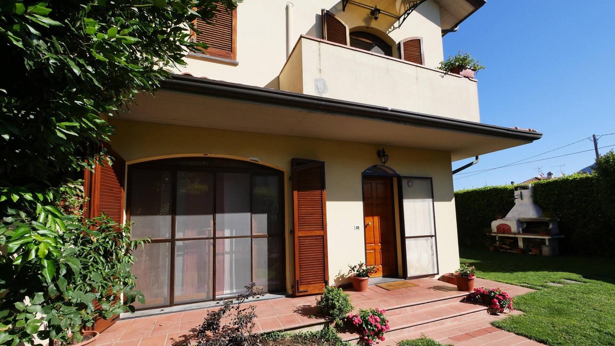 Avane House | Holiday house with garden