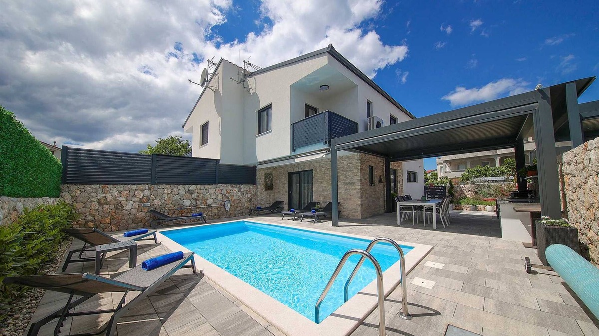 Sveti Anton House | Holiday house ZOROO with private pool