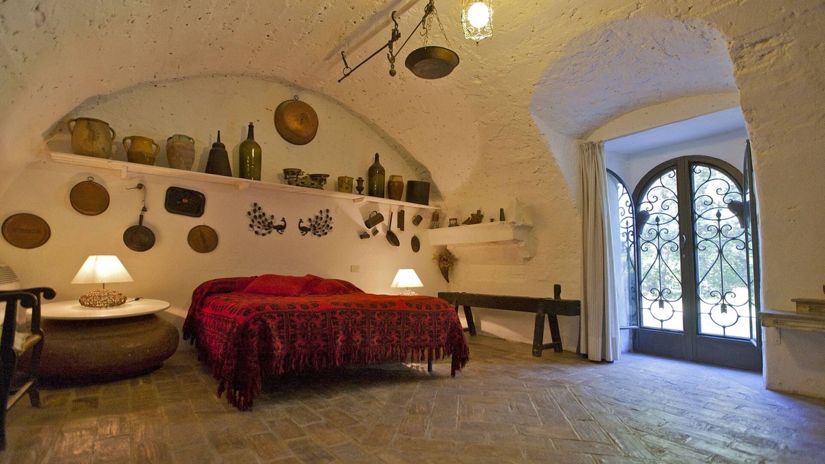 Tocco da Casauria Other | HOLIDAY IN THE HISTORY: family suite on the ground floor & authentic furnitures