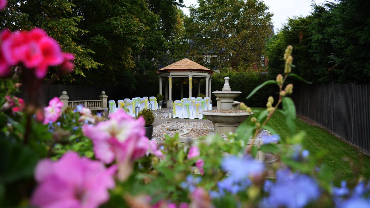 Dodworth Hotel | Holiday Inn Barnsley by IHG