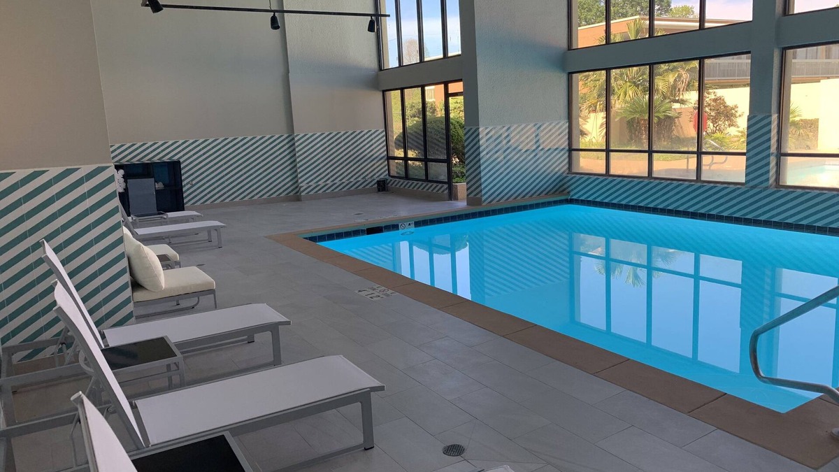 Broadmoor Hotel | Holiday Inn Baton Rouge-South by IHG