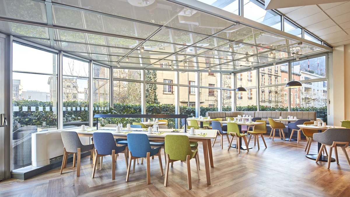 Clermont-Ferrand Hotel | Holiday Inn Clermont-Ferrand Centre by IHG