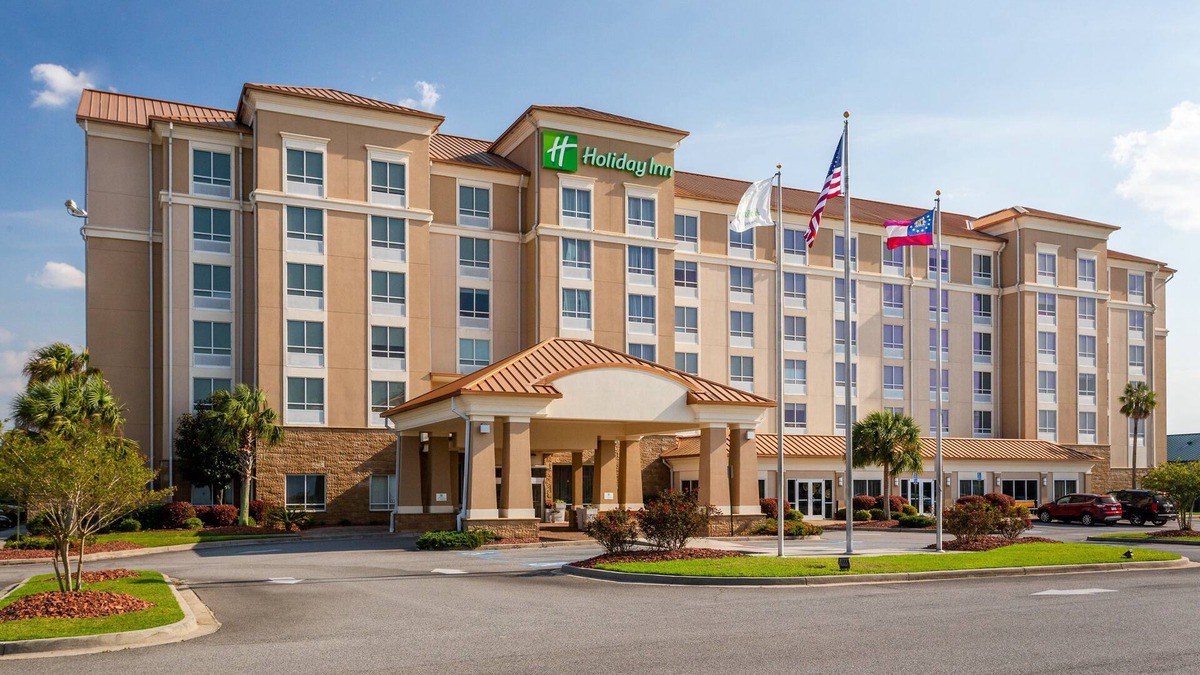 Valdosta Hotel | Holiday Inn Conference Center - Valdosta by IHG