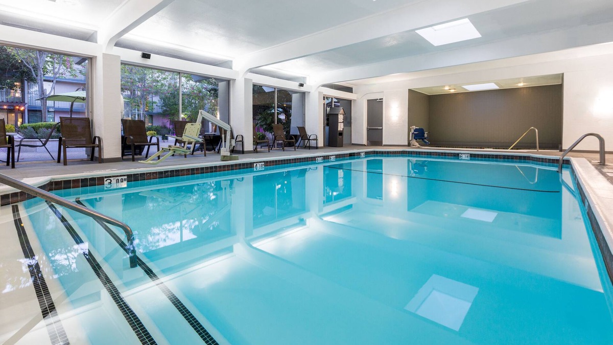 Dublin Hotel | Holiday Inn Dublin-Pleasanton by IHG