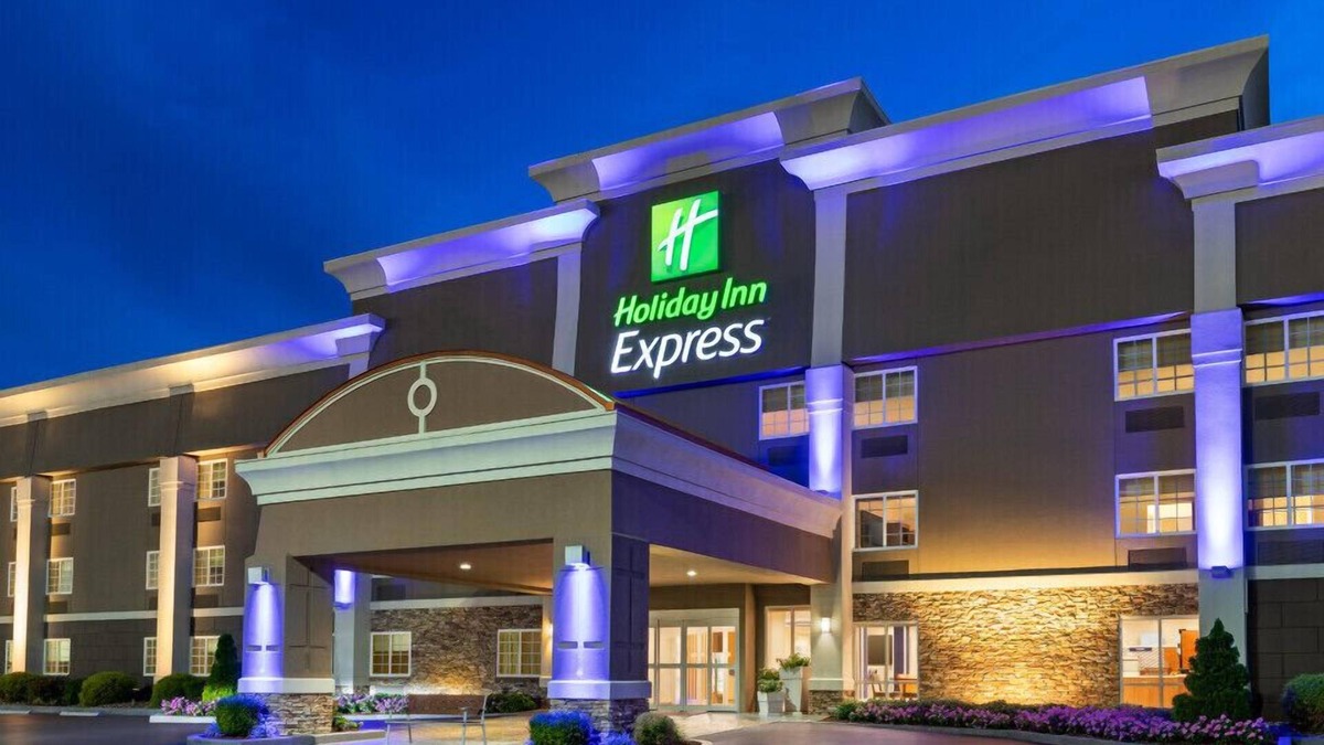 Bowling Green Hotel | Holiday Inn Express Bowling Green by IHG