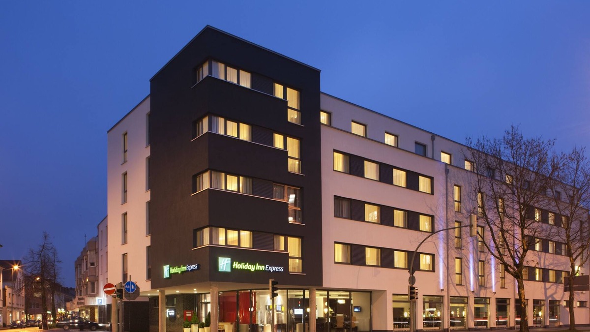 Guetersloh Hotel | Holiday Inn Express Guetersloh by IHG