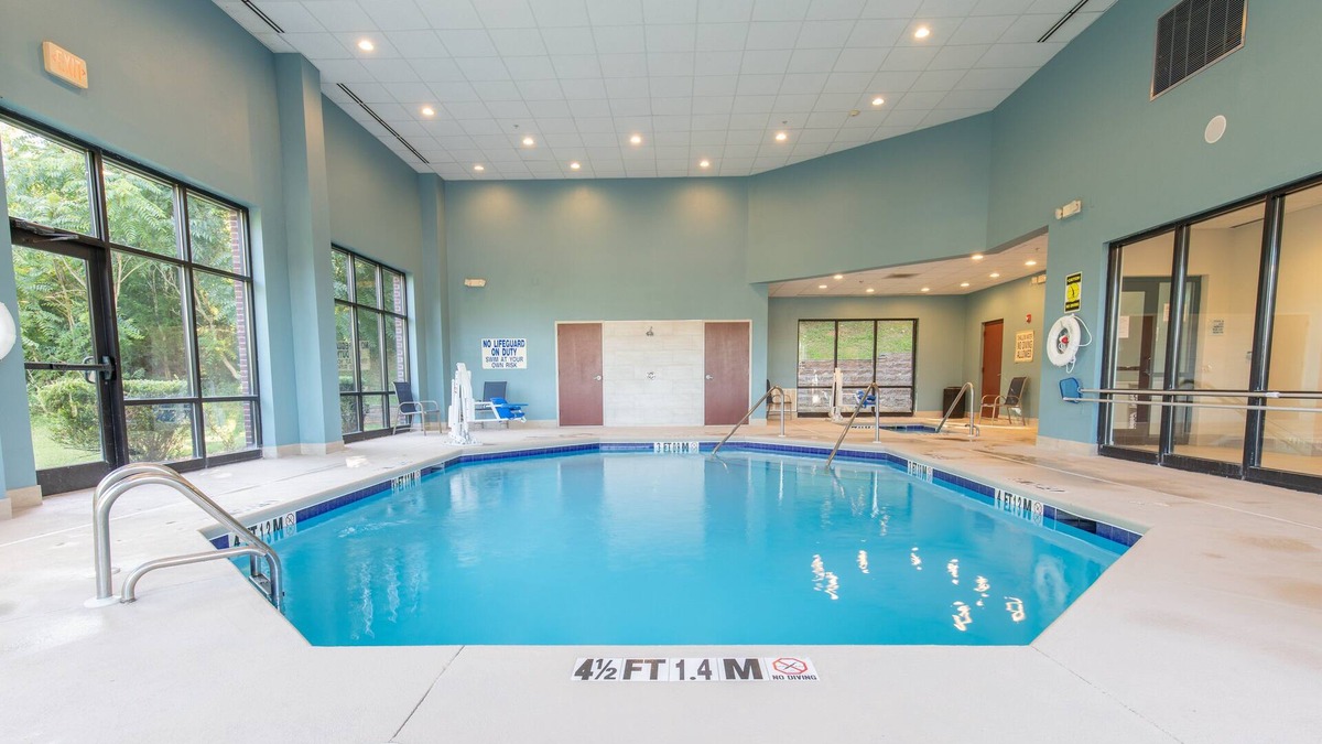 Johnson City Hotel | Holiday Inn Express Johnson City by IHG