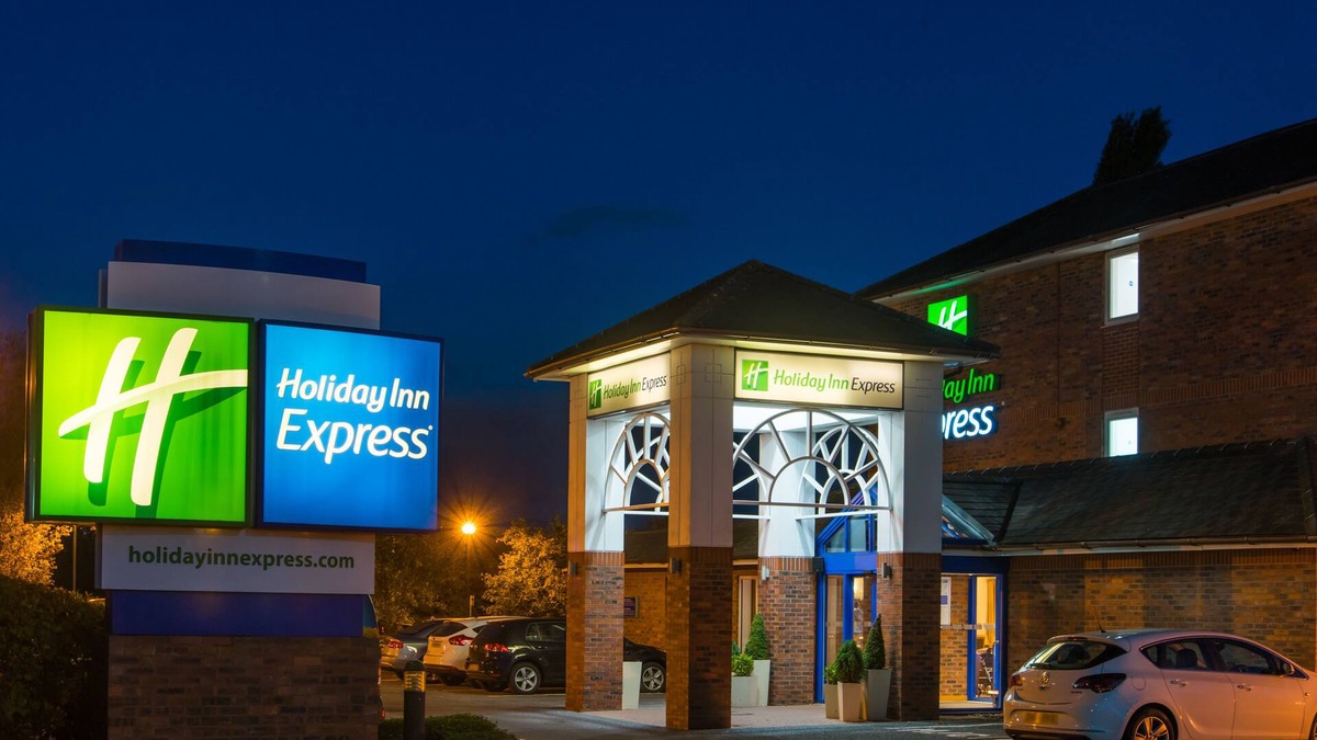 Lichfield Hotel | Holiday Inn Express Lichfield by IHG