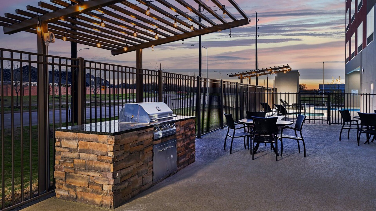 Richmond Hotel | Holiday Inn Express & Suites Houston SW - Rosenberg by IHG