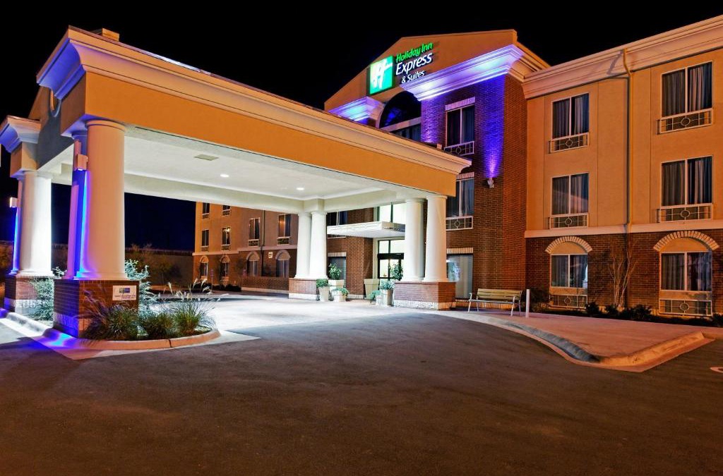 Ozona Hotel | Holiday Inn Express & Suites Ozona by IHG