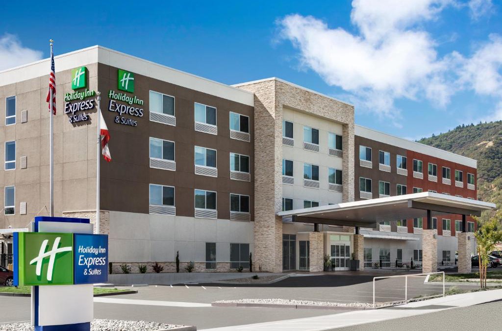 Ukiah Hotel | Holiday Inn Express & Suites - Ukiah by IHG