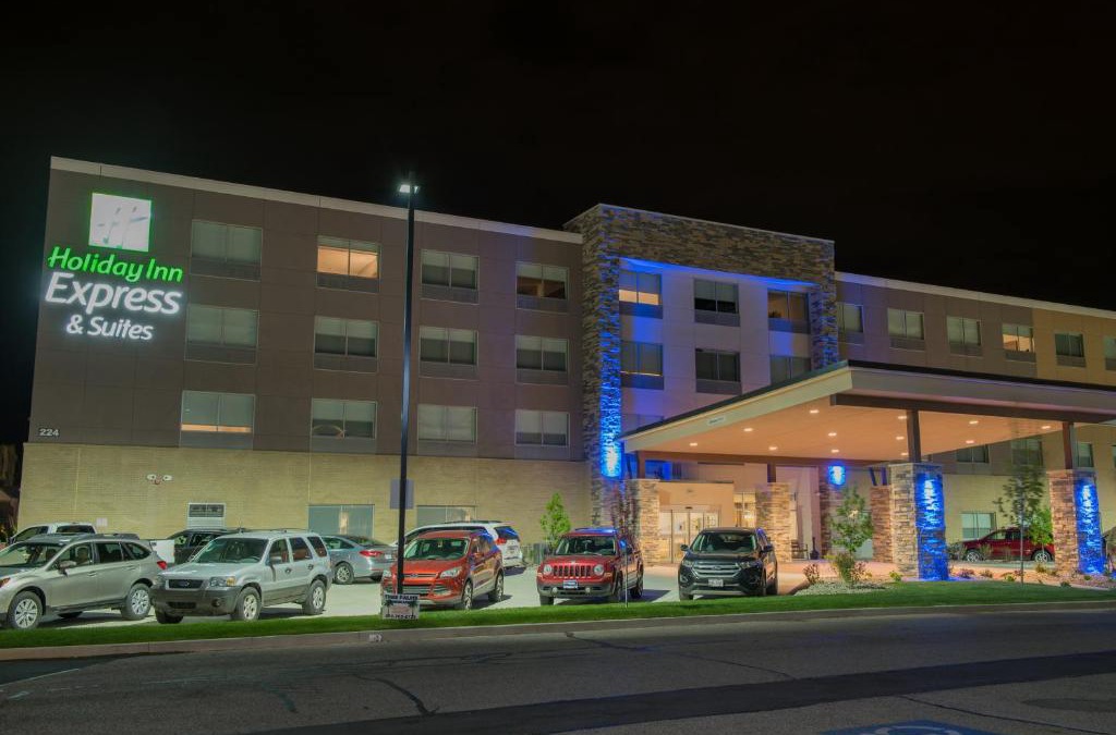 Dayton Hotel | Holiday Inn Express & Suites - Dayton Southwest by IHG