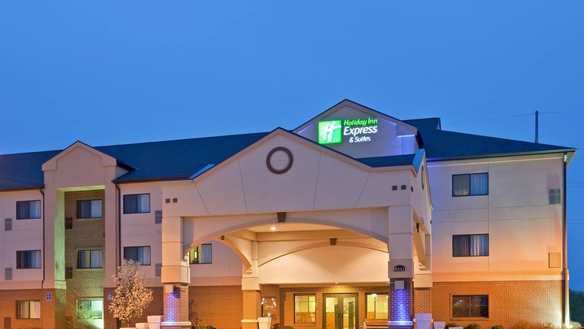 Lincoln Hotel | Holiday Inn Express & Suites South - Lincoln by IHG