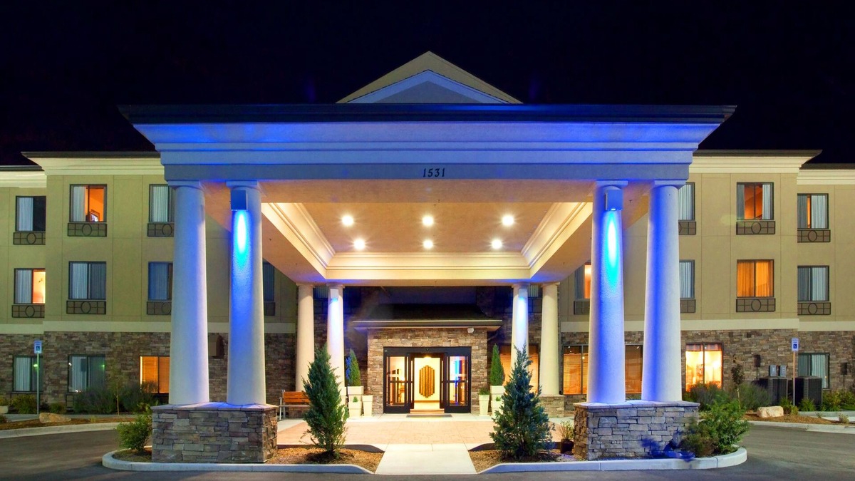 Tooele Hotel | Holiday Inn Express & Suites Tooele by IHG