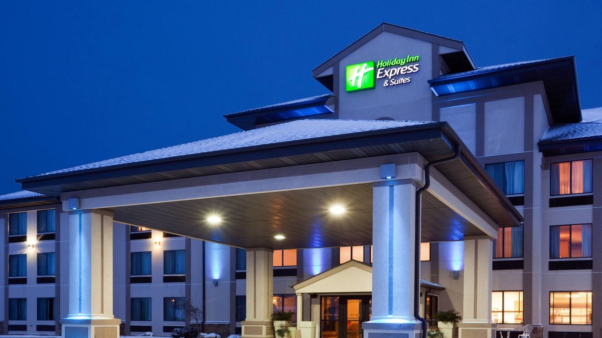 Winner Hotel | Holiday Inn Express & Suites Winner by IHG