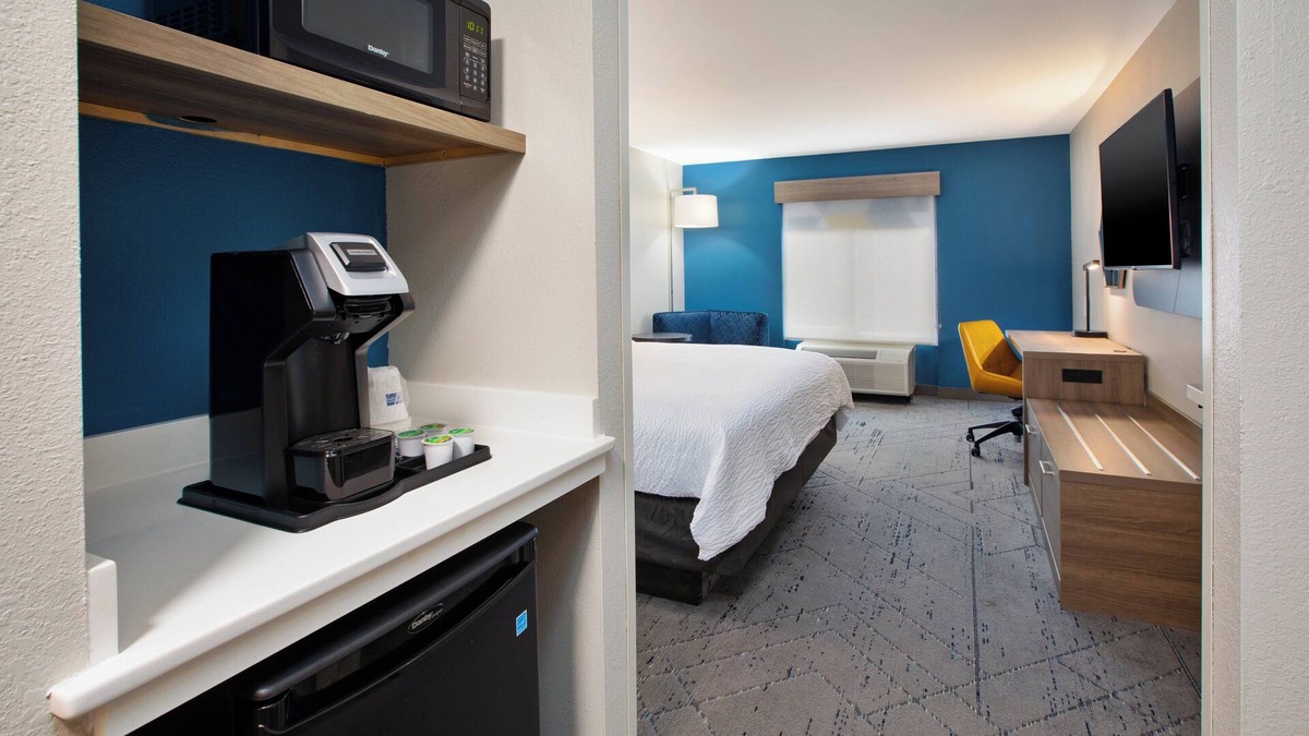 Sumter Hotel | Holiday Inn Express Sumter by IHG
