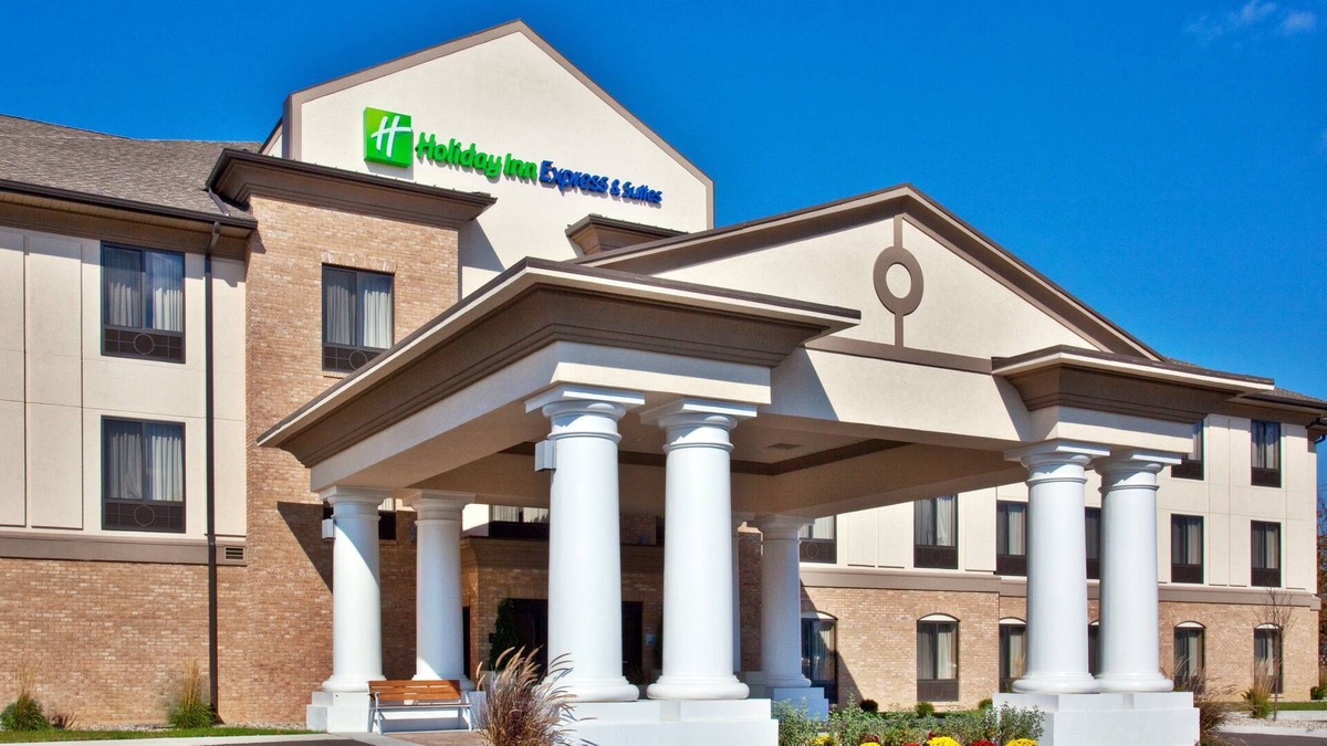Crawfordsville Hotel | Holiday Inn Express Hotel & Suites Crawfordsville by IHG