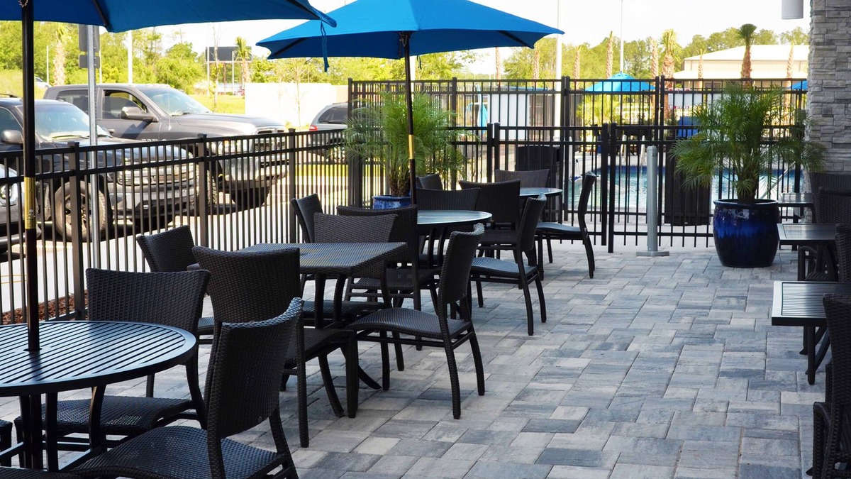 Jacksonville Hotel | Holiday Inn Express & Suites Jacksonville W - I295 and I10 by IHG